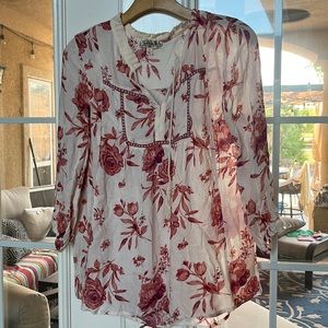 Nice print light blouse!